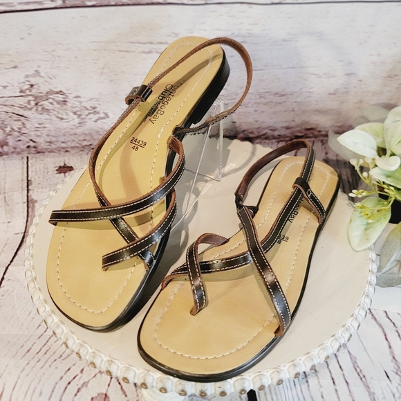 Montego Bay Club Shoes - Montego Bay Club Leather Collection Brown Strappy Sandal Size 7